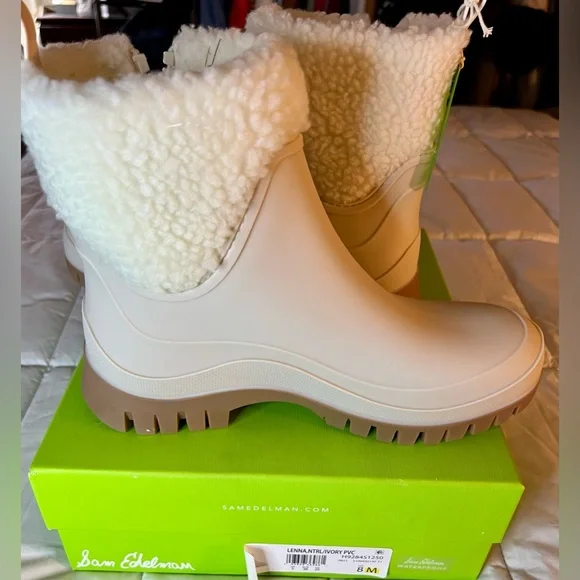 NWT Sam Edelman Ivory waterproof/weatherproof boots. Women’s size 8m. Faux fur - Picture 9 of 11